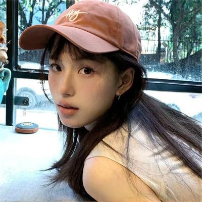 漂亮男孩直播中
